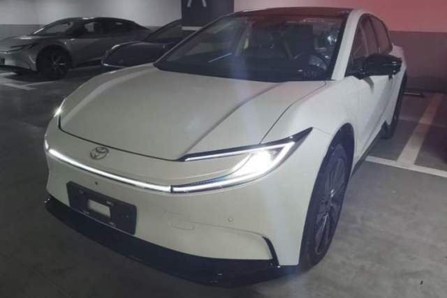 Used Toyota bZ5 2025 Model 550 PRO
