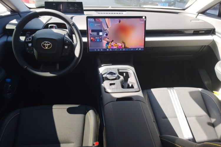 Used Toyota bZ5  Center Console