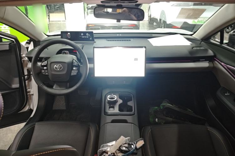 Used Toyota bZ5 2025 Model 630 PRO Smart Driving Edition Center Console