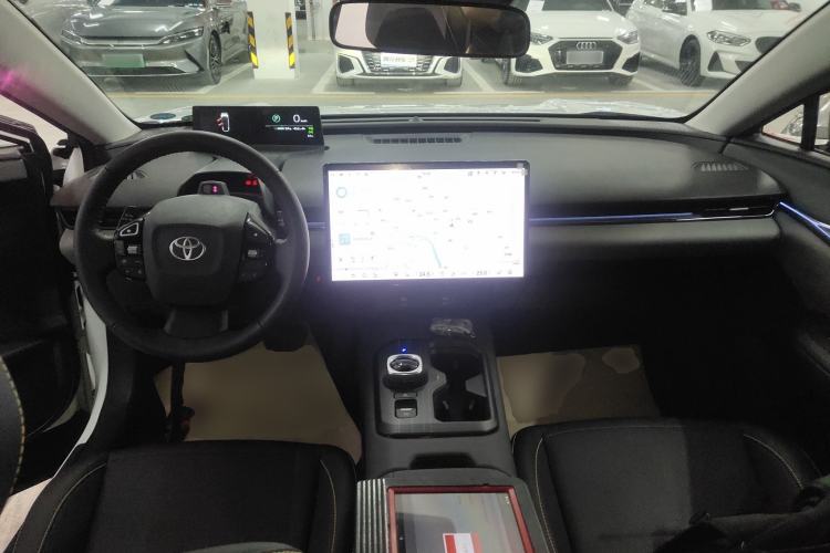 Used Toyota bZ5 2025 Model 550 PRO Center Console