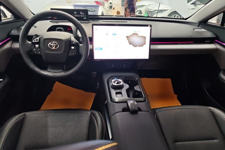 Used Toyota bZ5 2025 Model 550 PRO Smart Driving Edition Center Console