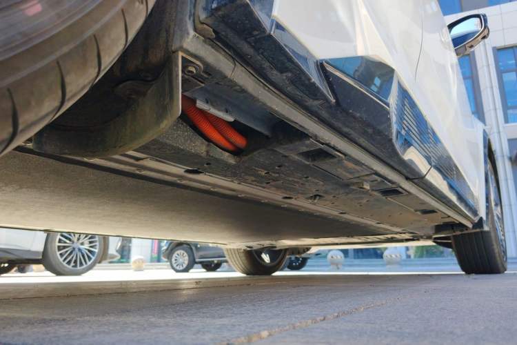 Used Toyota bZ5  Chassis Rear Right