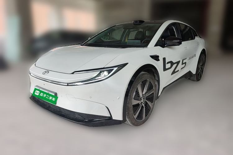 Używany Toyota bZ5 2025 Model 550 PRO Smart Driving Edition Guazi used car, China used car export, Used car for sale, Used cars, Cheapest cars for sale
