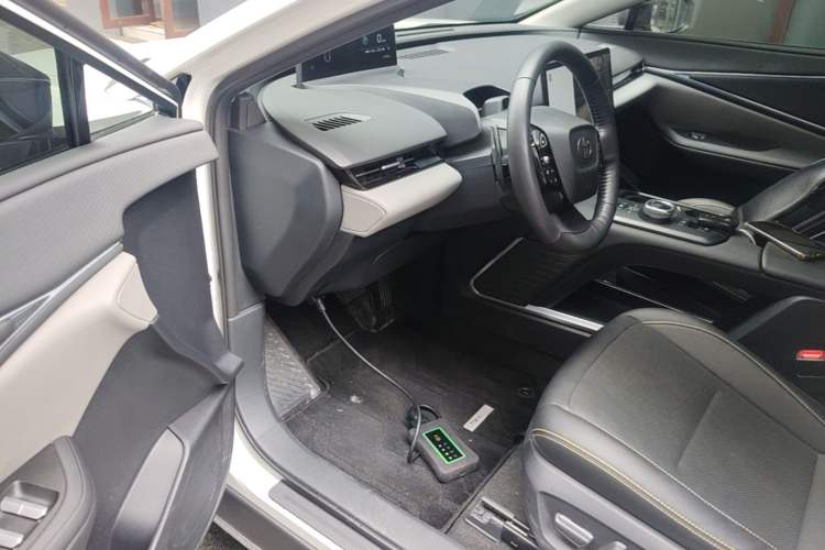Used Toyota bZ5 2025 Model 550 PRO Smart Driving Edition Driver Seat
