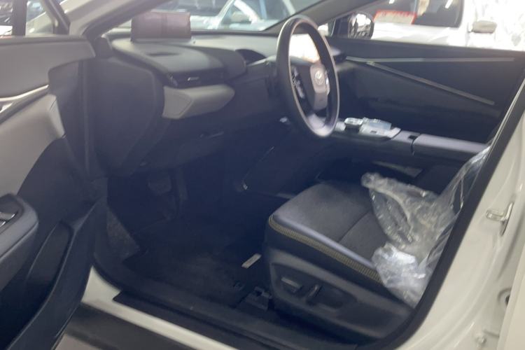 Used Toyota bZ5 2025 Model 550 JOY Driver Seat