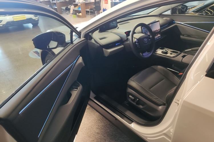Used Toyota bZ5 2025 Model 550 PRO Driver Seat