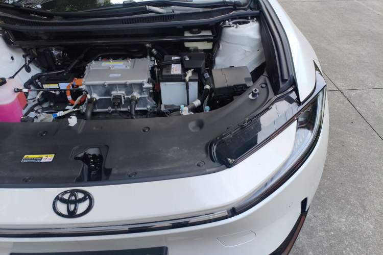 Used Toyota bZ5 2025 Model 550 JOY Engine Bay Left