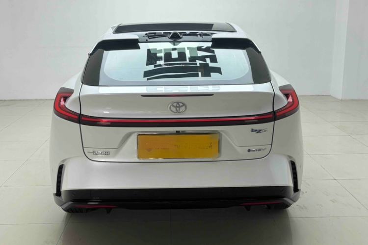 Used Toyota bZ5 2025 Model 550 PRO Smart Driving Edition Exterior 5