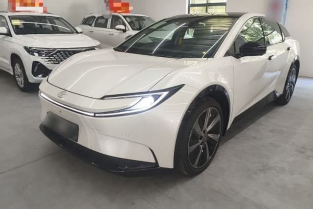 Used Toyota bZ5 2025 Model 550 PRO