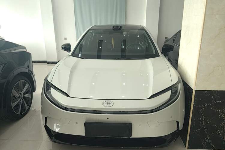 Used Toyota bZ5 2025 Model 550 PRO Smart Driving Edition Front