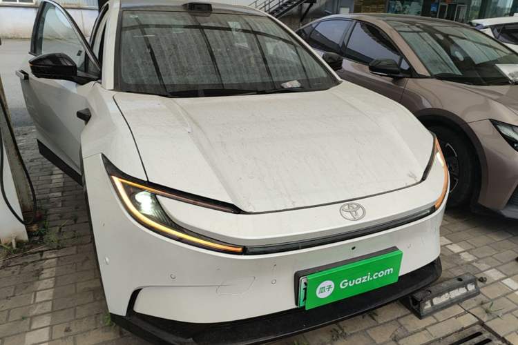 Used Toyota bZ5 2025 Model 550 PRO Smart Driving Edition Front