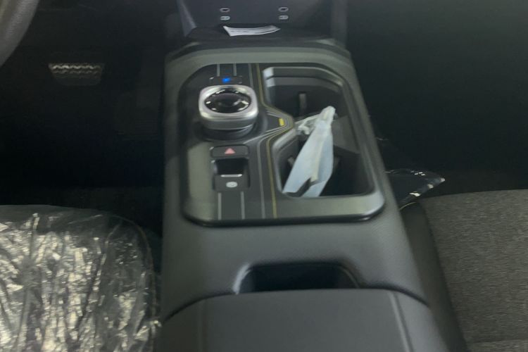 Used Toyota bZ5 2025 Model 550 JOY Gear Lever