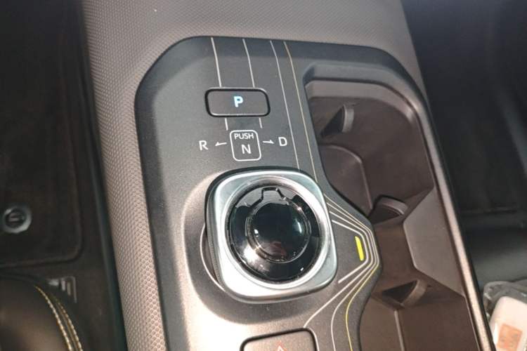 Used Toyota bZ5 2025 Model 630 PRO Smart Driving Edition Gear Lever