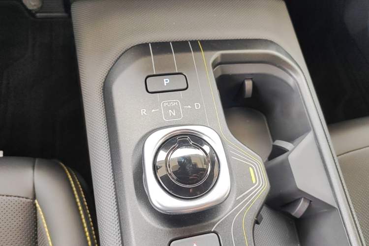 Used Toyota bZ5 2025 Model 550 PRO Gear Lever
