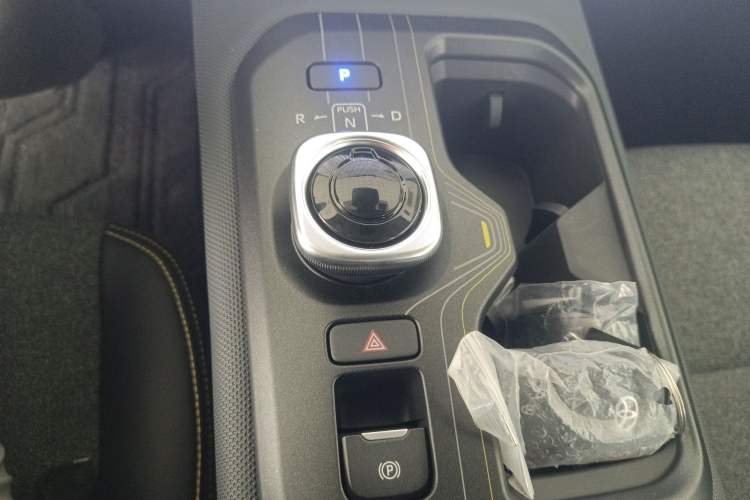 Used Toyota bZ5 2025 Model 550 JOY Gear Lever
