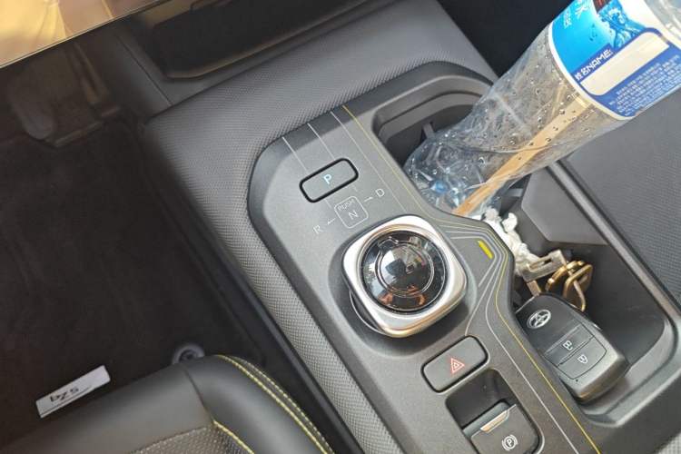 Used Toyota bZ5 2025 Model 550 PRO Gear Lever