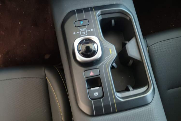 Used Toyota bZ5 2025 Model 630 PRO Gear Lever