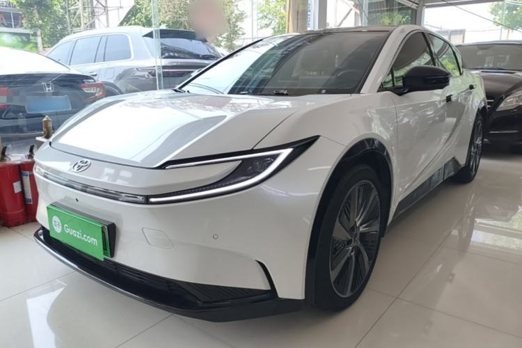Used Toyota bZ5 2025 Model 630 PRO Guazi used car, China used car export, Used car for sale, Used cars, Cheapest cars for sale