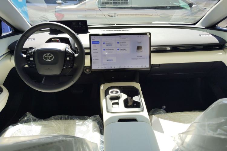 Used Toyota bZ5 2025 Model 550 PRO Smart Driving Edition Interior 2