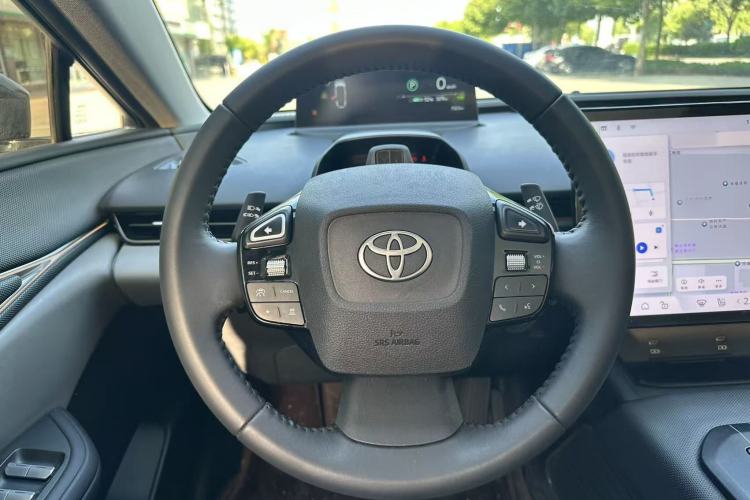 Used Toyota bZ5 2025 Model 630 PRO Interior 2