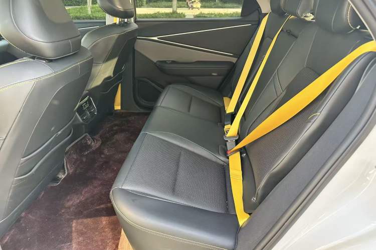 Used Toyota bZ5 2025 Model 630 PRO Interior 4