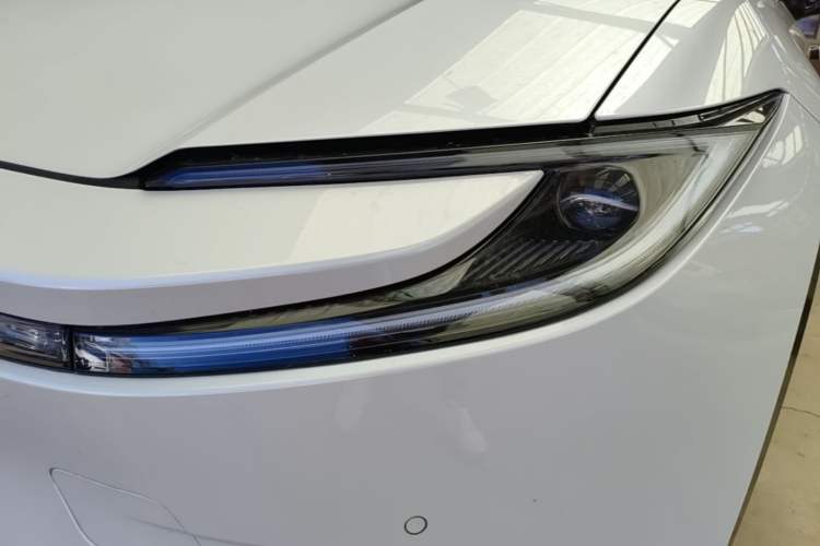 Used Toyota bZ5 2025 Model 550 PRO Left Front Headlight