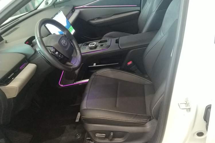 Used Toyota bZ5 2025 Model 630 MAX Smart Driving Edition Left Front Seat