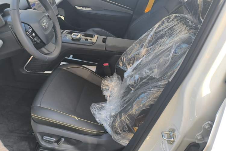 Used Toyota bZ5 2025 Model 550 PRO Left Front Seat