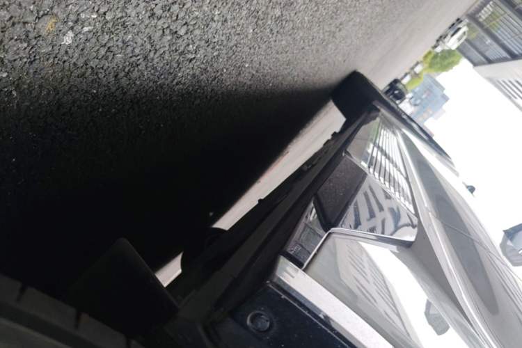 Used Toyota bZ5 2025 Model 550 PRO Smart Driving Edition Left Side Sill