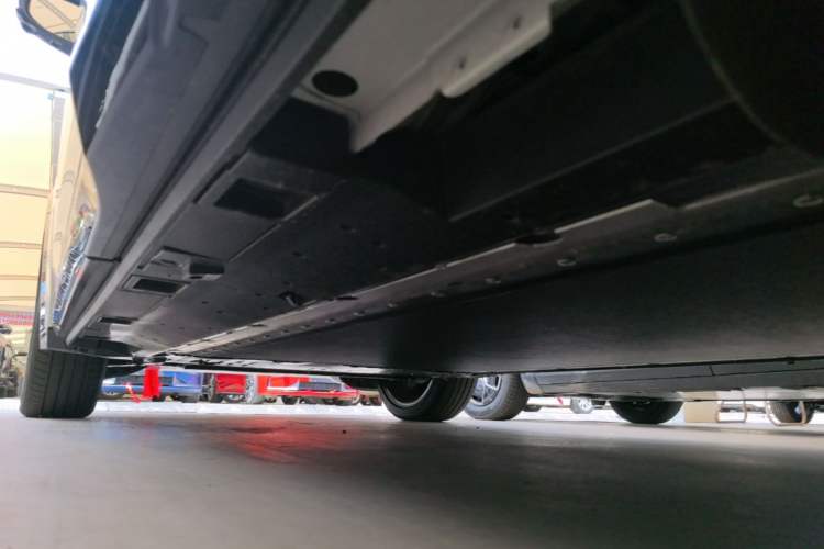 Used Toyota bZ5 2025 Model 550 PRO Left Side Sill