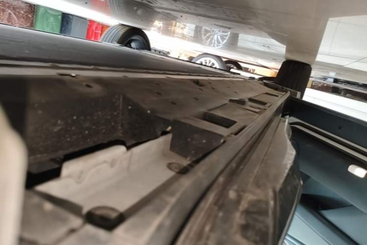 Used Toyota bZ5 2025 Model 630 PRO Left Side Sill