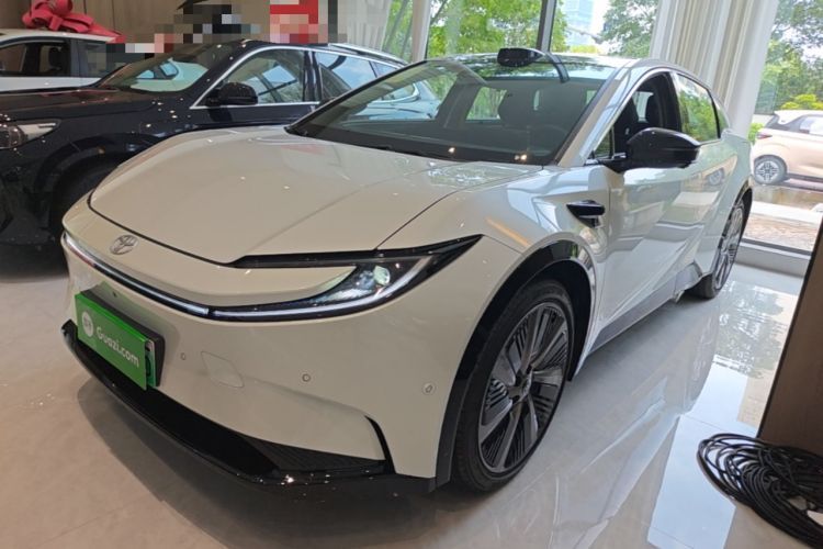 Used Toyota bZ5 2025 Model 550 PRO Smart Driving Edition Guazi used car, China used car export, Used car for sale, Used cars, Cheapest cars for sale
