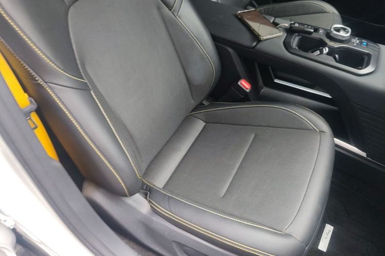Used Toyota bZ5 2025 Model 550 PRO Smart Driving Edition Right Front Seat
