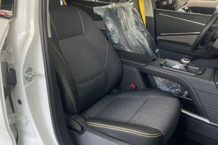 Used Toyota bZ5 2025 Model 550 JOY Right Front Seat