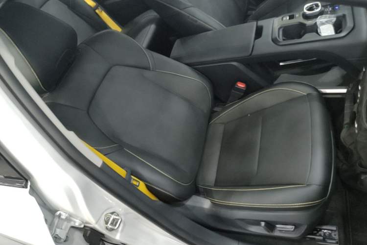 Used Toyota bZ5 2025 Model 550 PRO Right Front Seat