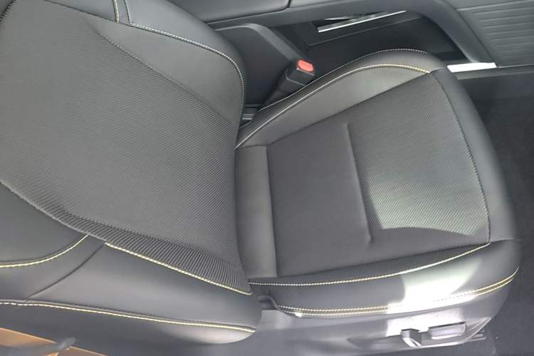 Used Toyota bZ5 2025 Model 550 PRO Smart Driving Edition Right Front Seat