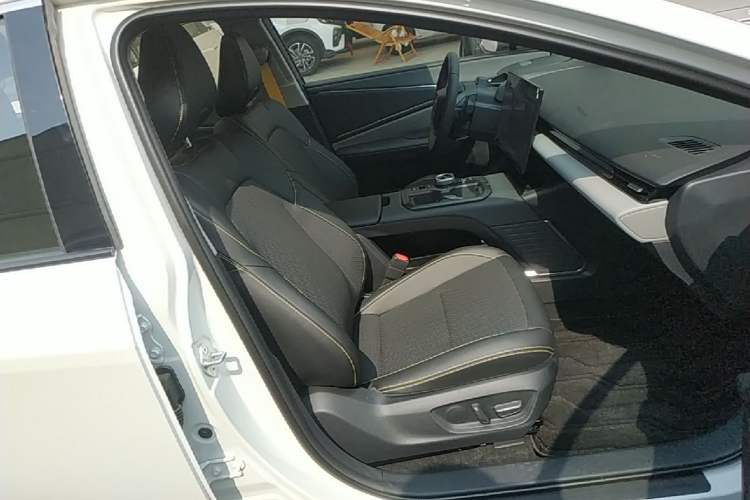 Used Toyota bZ5 2025 Model 550 PRO Right Front Seat