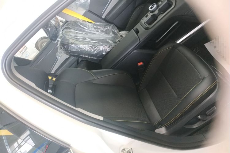 Used Toyota bZ5 2025 Model 550 PRO Smart Driving Edition Right Front Seat