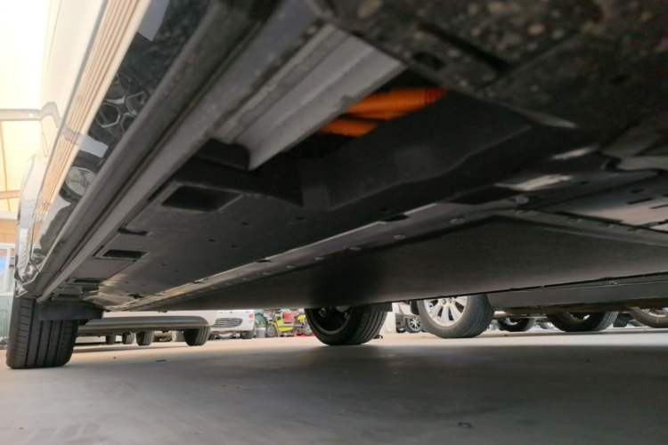 Used Toyota bZ5 2025 Model 550 PRO Right Side Sill