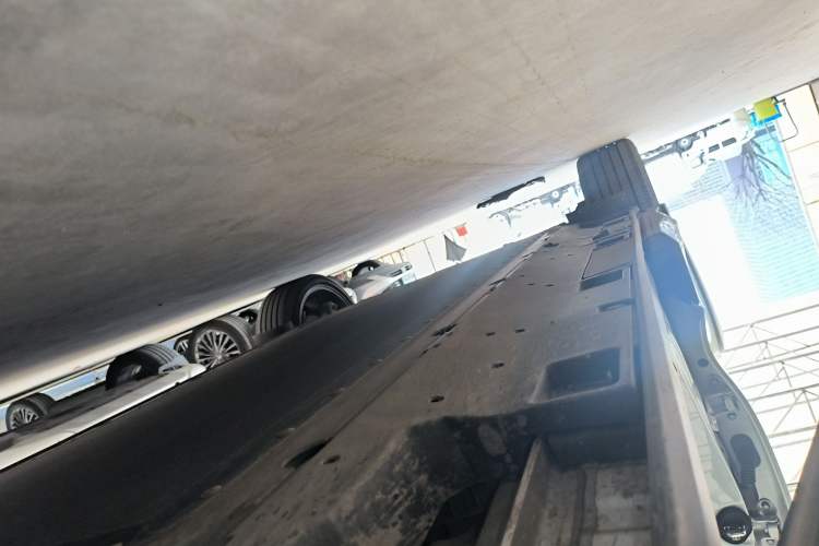 Used Toyota bZ5 2025 Model 550 PRO Right Side Sill