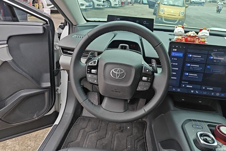 Used Toyota bZ5 2025 Model 550 PRO Steering Wheel