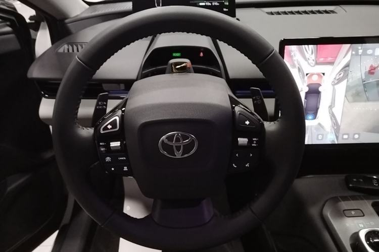 Used Toyota bZ5 2025 Model 550 PRO Steering Wheel