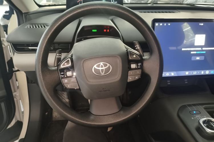 Used Toyota bZ5 2025 Model 550 JOY Steering Wheel