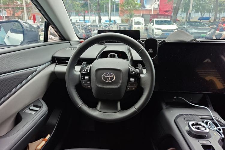 Used Toyota bZ5 2025 Model 550 PRO Steering Wheel