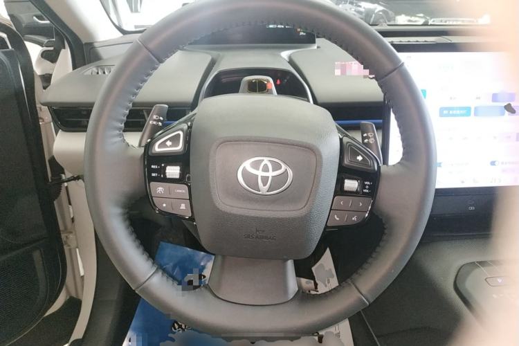 Used Toyota bZ5 2025 Model 550 PRO Smart Driving Edition Steering Wheel