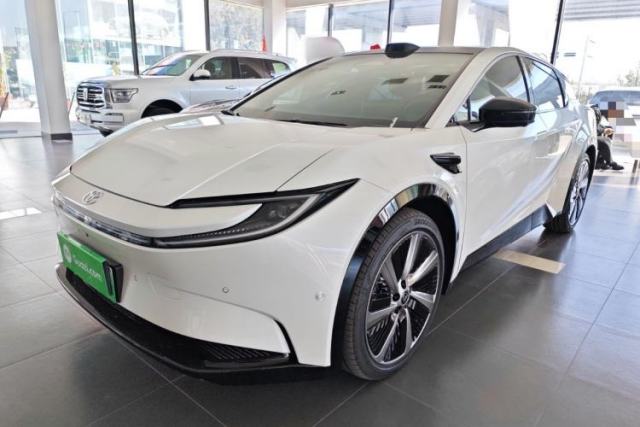 Used Toyota bZ5 2025 Model 550 PRO Smart Driving Edition