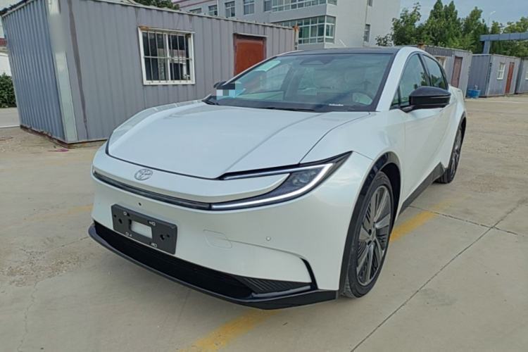 Used Toyota bZ5 2025 Model 550 PRO Guazi used car, China used car export, Used car for sale, Used cars, Cheapest cars for sale