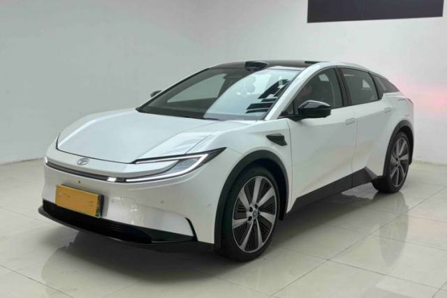 Used Toyota bZ5 2025 Model 550 PRO Smart Driving Edition
