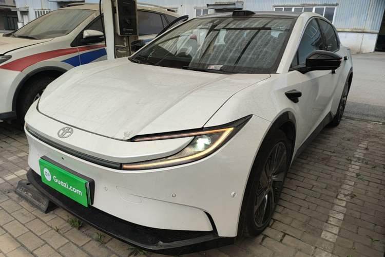 Used Toyota bZ5 2025 Model 550 PRO Smart Driving Edition Guazi used car, China used car export, Used car for sale, Used cars, Cheapest cars for sale
