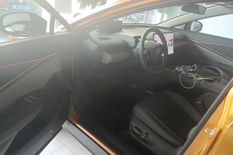 Used Toyota bZ5 2025 Model 550 PRO Smart Driving Edition Driver Seat